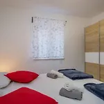 With A Parking Space Losinj, Losinj - 22952 Appartamento