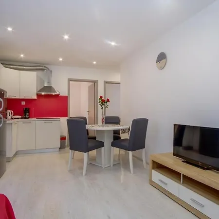 With A Parking Space Losinj, Losinj - 22952 Apartment *