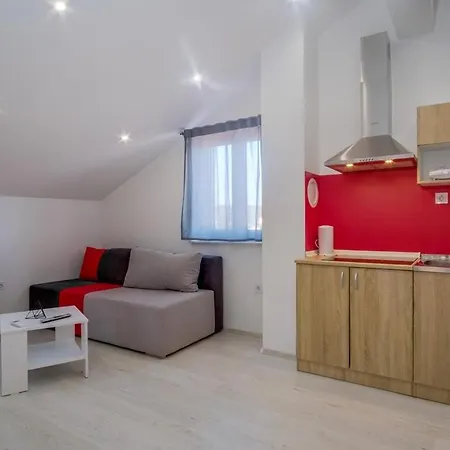 Apartment With A Parking Space Losinj, Losinj - 22952